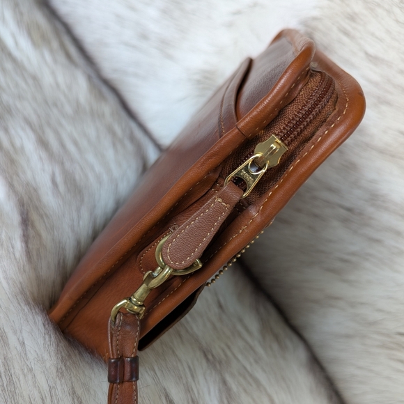 Vintage Coach 9834 Large Zip Clutch Bag in British Tan Pre-1994 - Picture 7 of 11